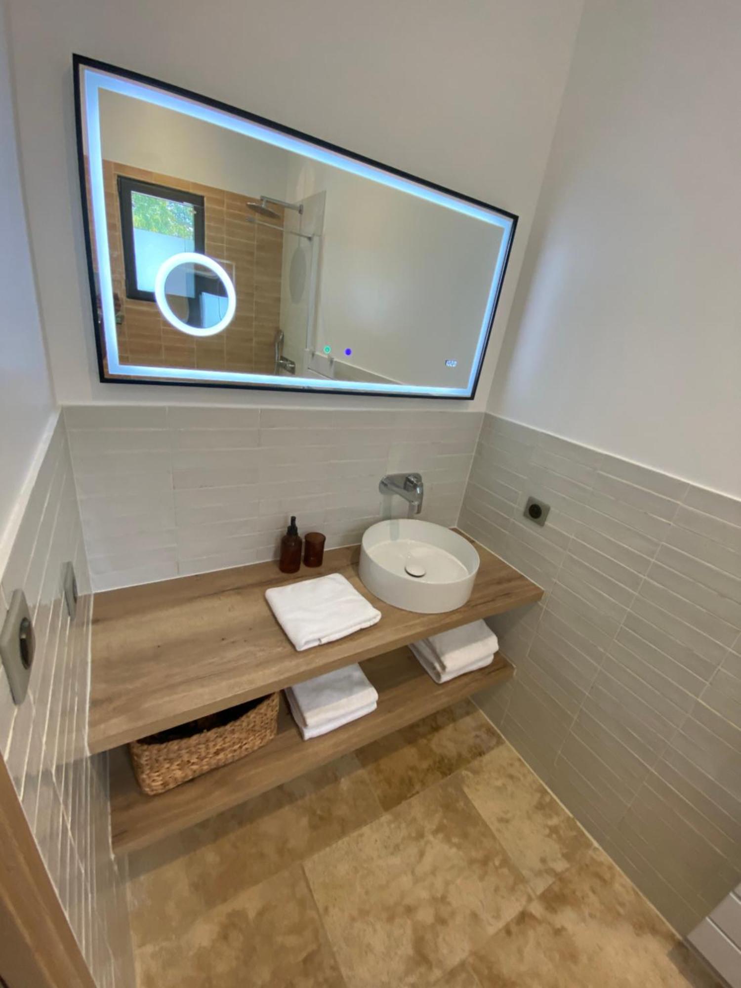 Les Logis De Cocagne Apartment Saint-Remy-de-Provence